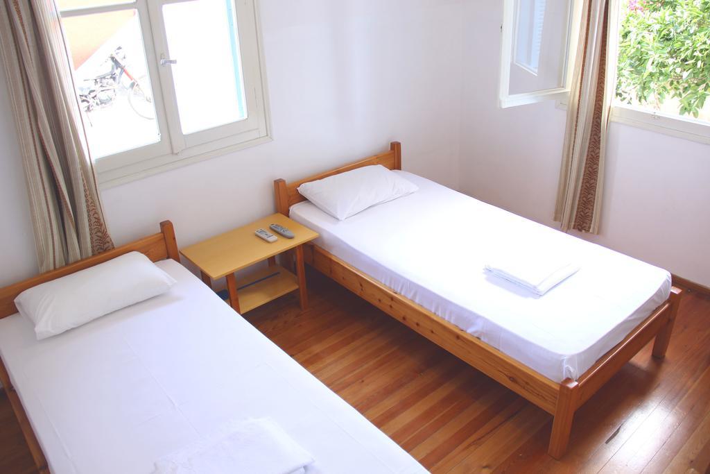 Αlexandros Apartment Вотси Экстерьер фото
