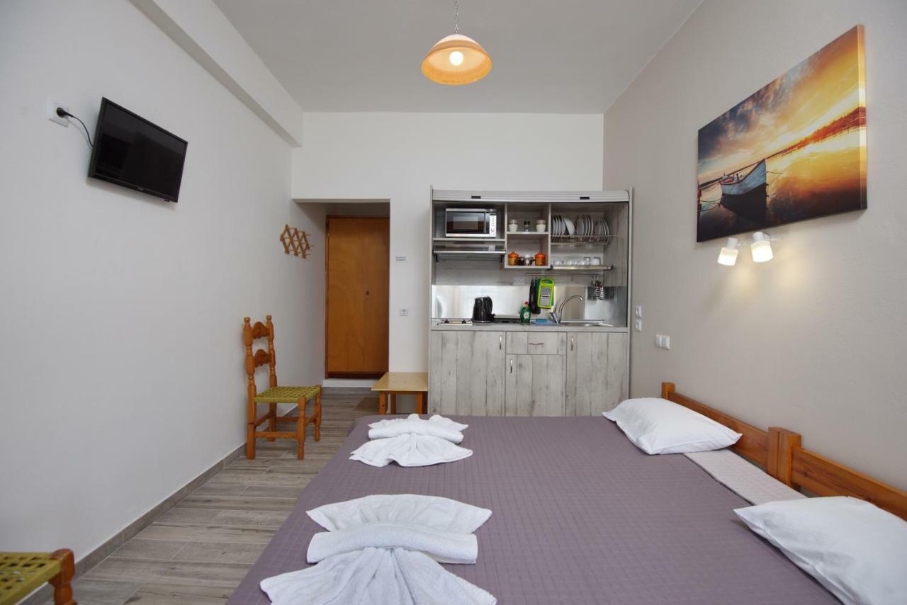 Αlexandros Apartment Вотси Экстерьер фото